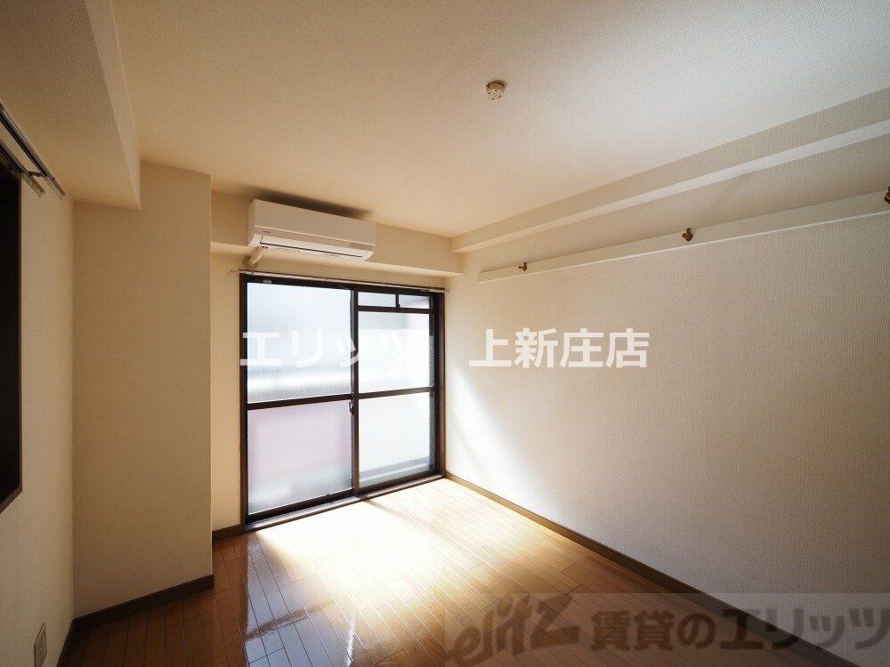 物件内観写真2　(洋室)