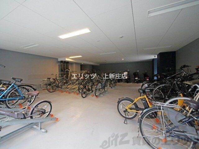 物件内観写真10　(駐車場)