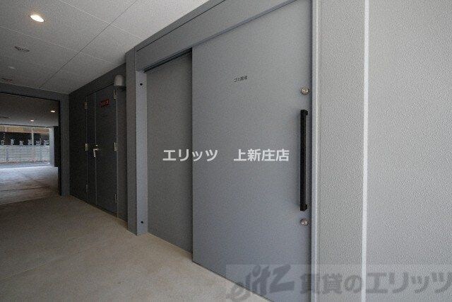 物件内観写真19　(エントランス)