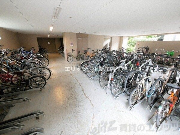 駐車場(駐輪場)