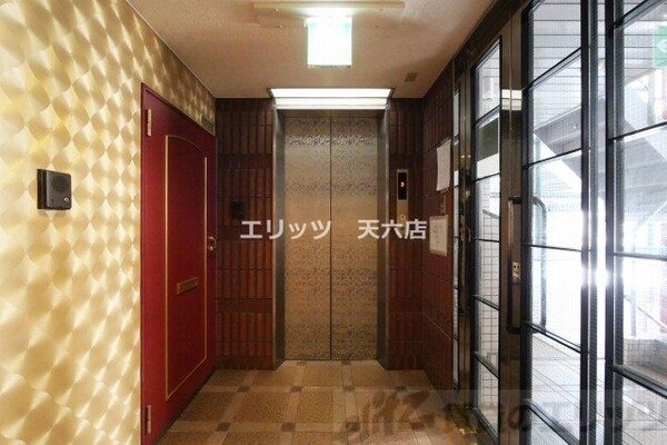 エントランス(エントランス)