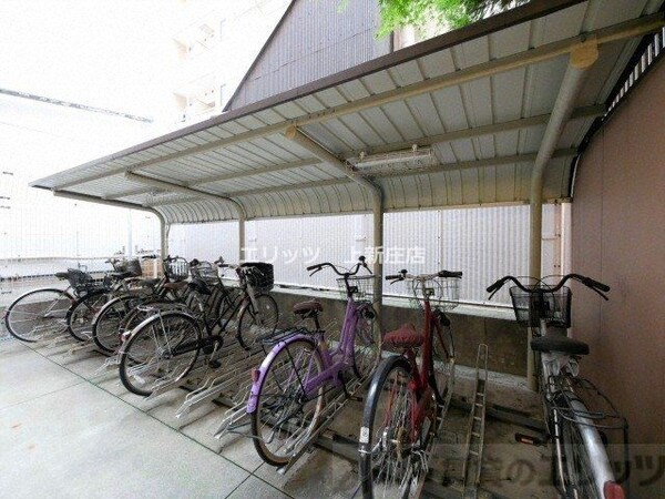 駐車場(駐輪場)