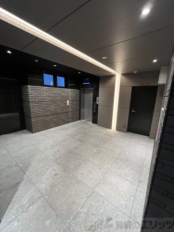 エントランス(エントランス)