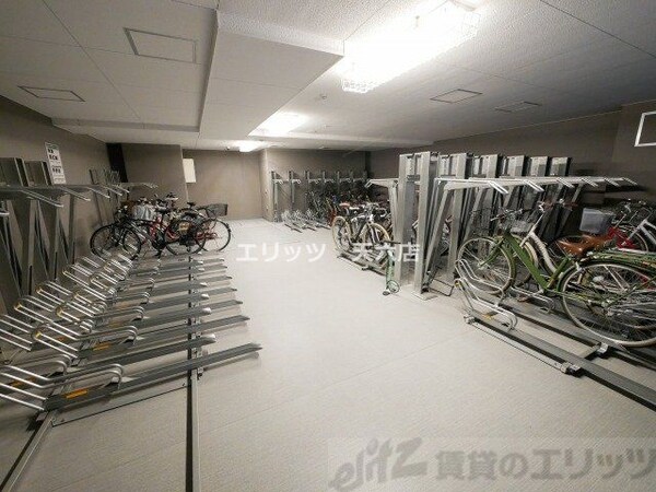 駐車場(駐車場)