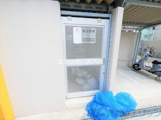 物件内観写真4　(バルコニー)