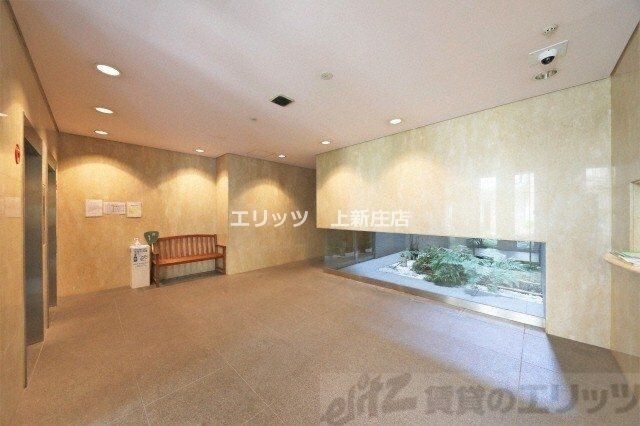 物件内観写真4　(エントランス)