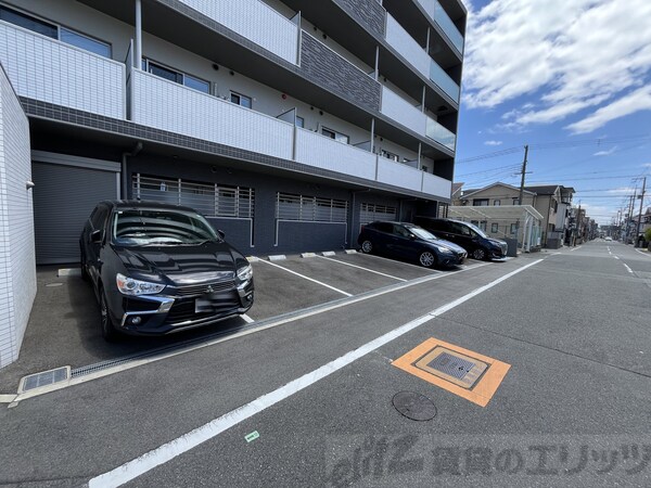 駐車場(駐車場)