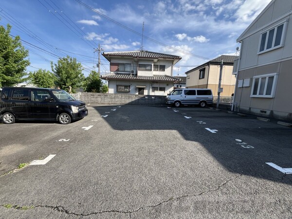 駐車場(駐車場)