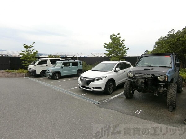 駐車場(駐車場)