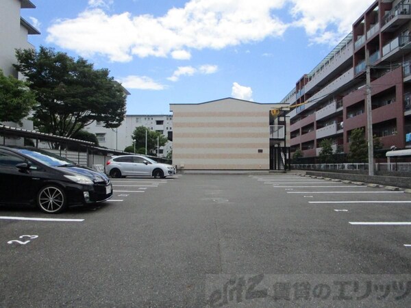 駐車場(駐車場)