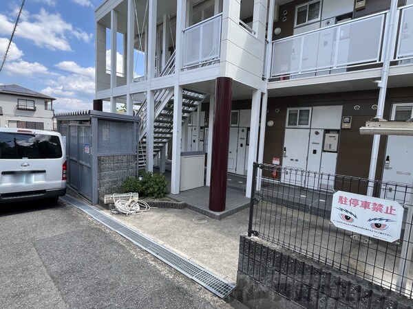 エントランス(外観)