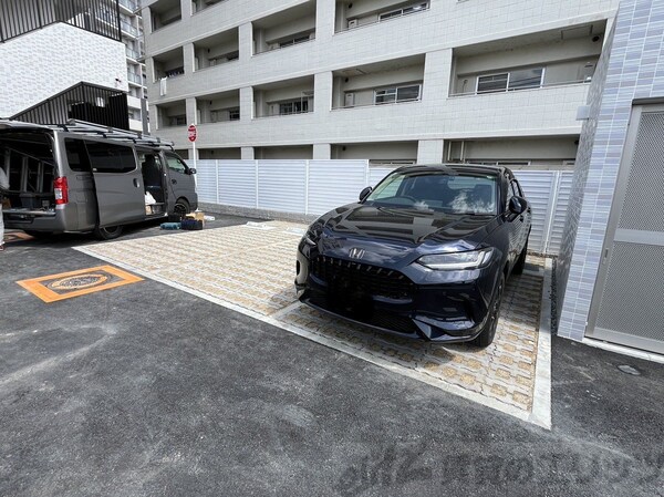 駐車場(駐車場)