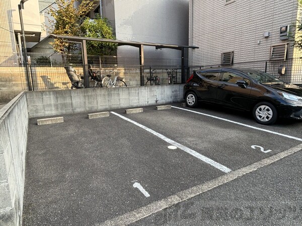 駐車場(駐車場)
