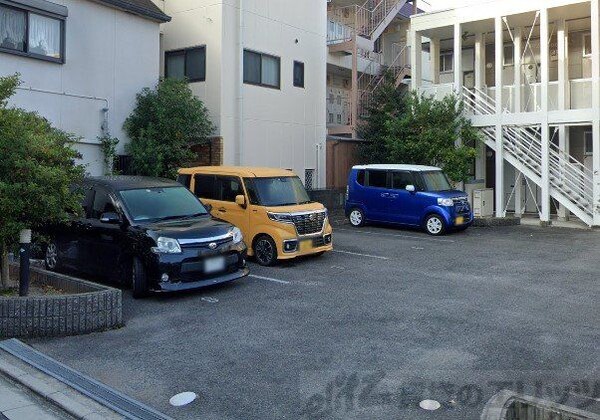 駐車場(駐車場)