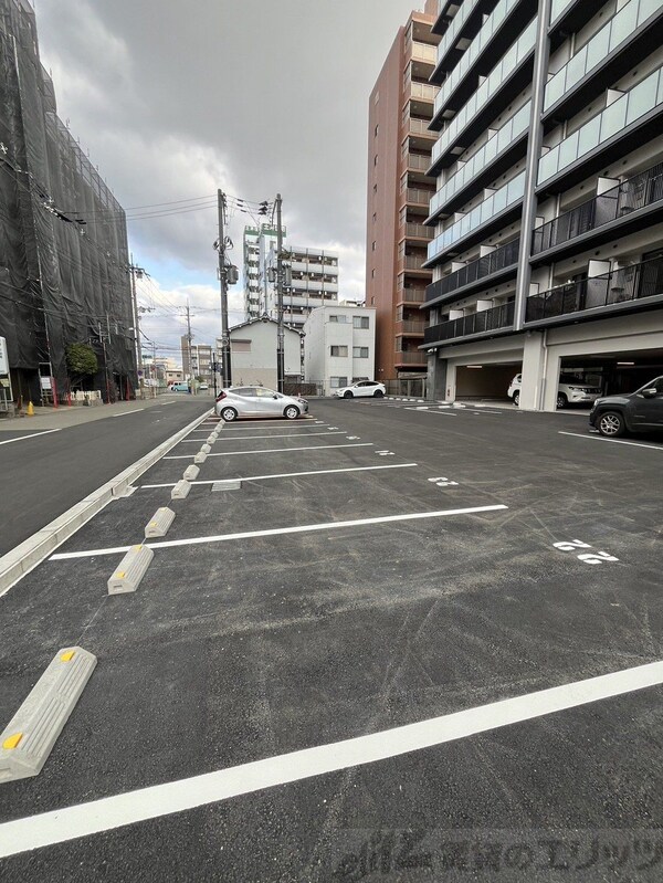 駐車場(駐車場)