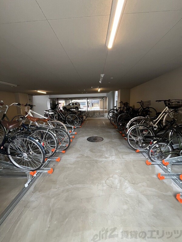 設備(駐車場)