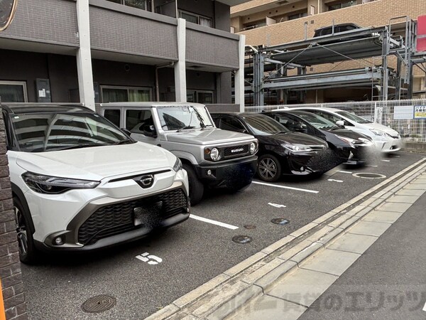 駐車場(駐車場)