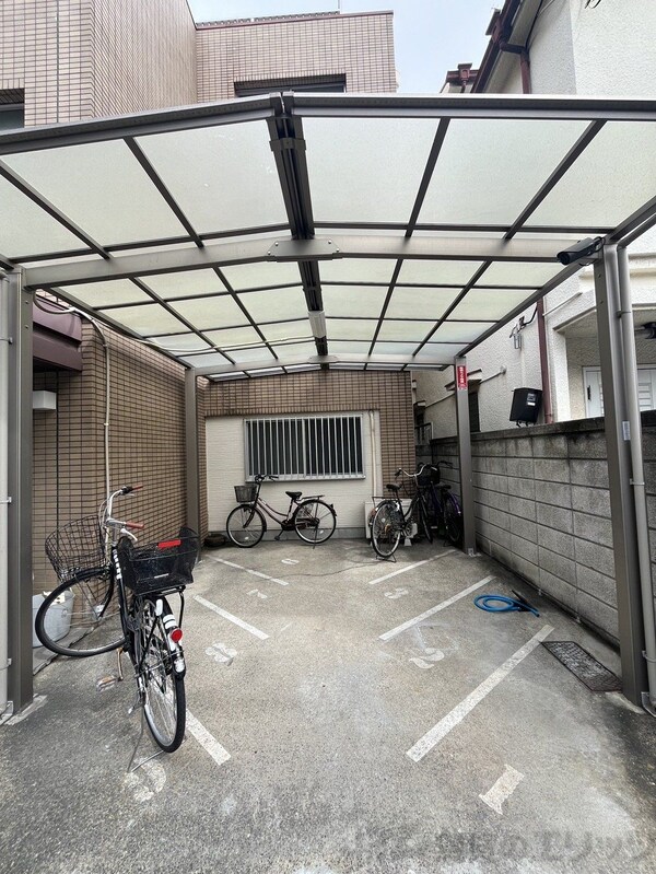 駐車場(駐輪場)