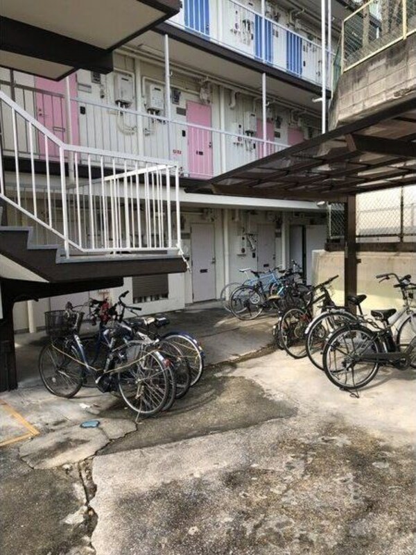 駐車場(駐輪場)
