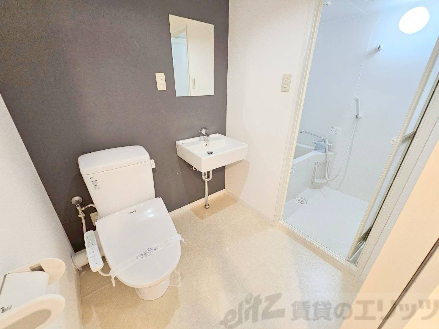 物件内観写真14　(トイレ)