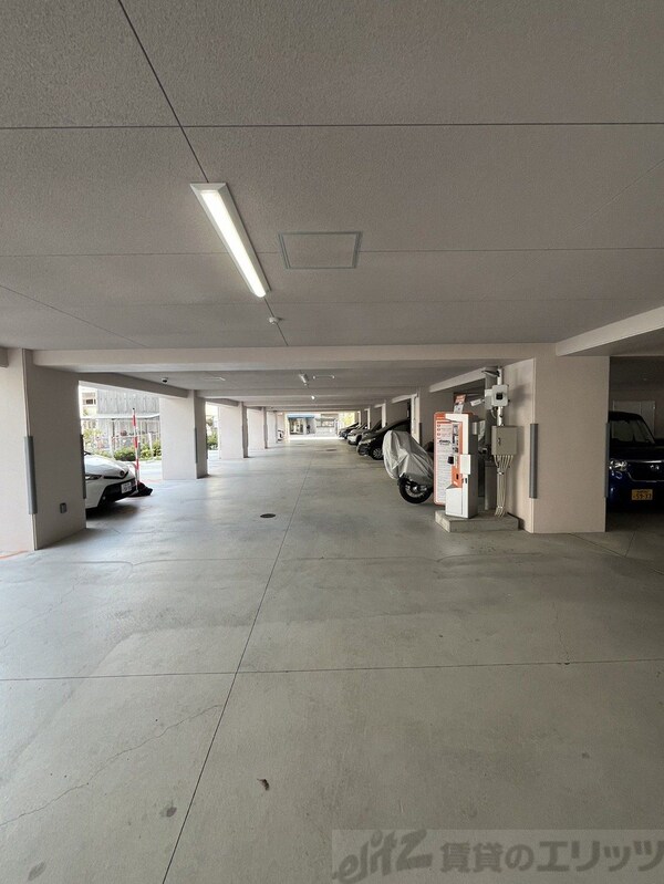 駐車場(駐車場)