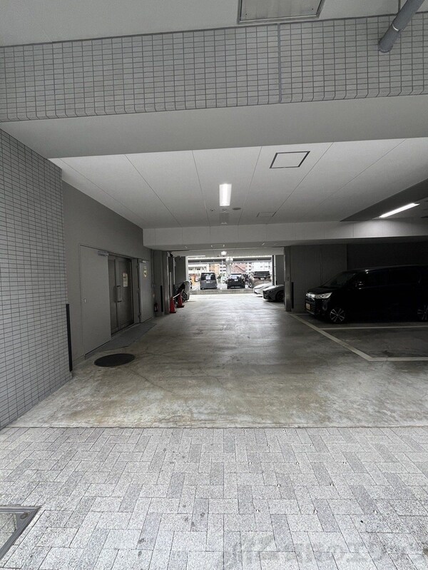 駐車場(駐車場)