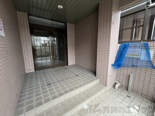 エントランス(エントランス)