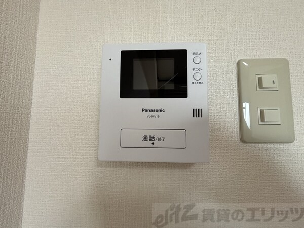 設備(モニター付きインターホン)