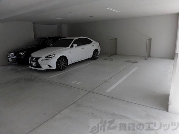 駐車場(駐車場)