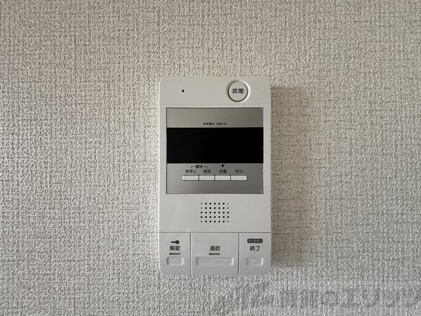 設備(モニター付きインターホン)