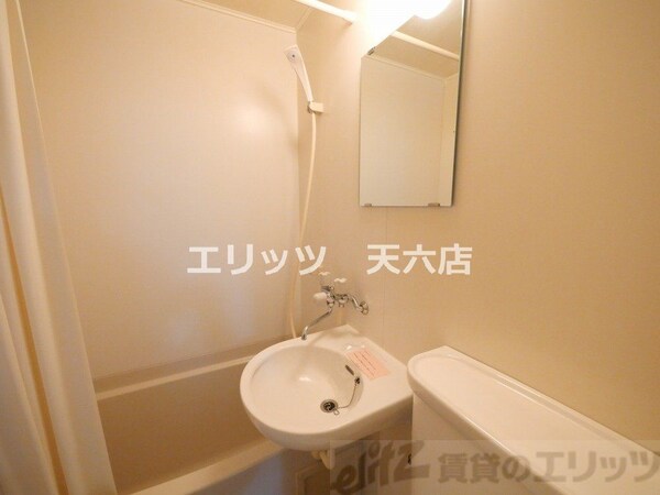 バス／シャワールーム等(洗面)