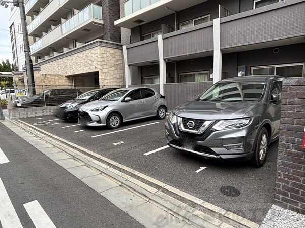 駐車場(駐車場)