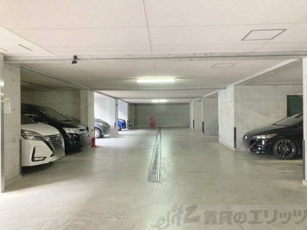 駐車場(駐車場)