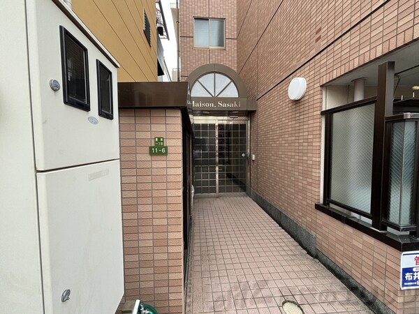 エントランス(エントランス)