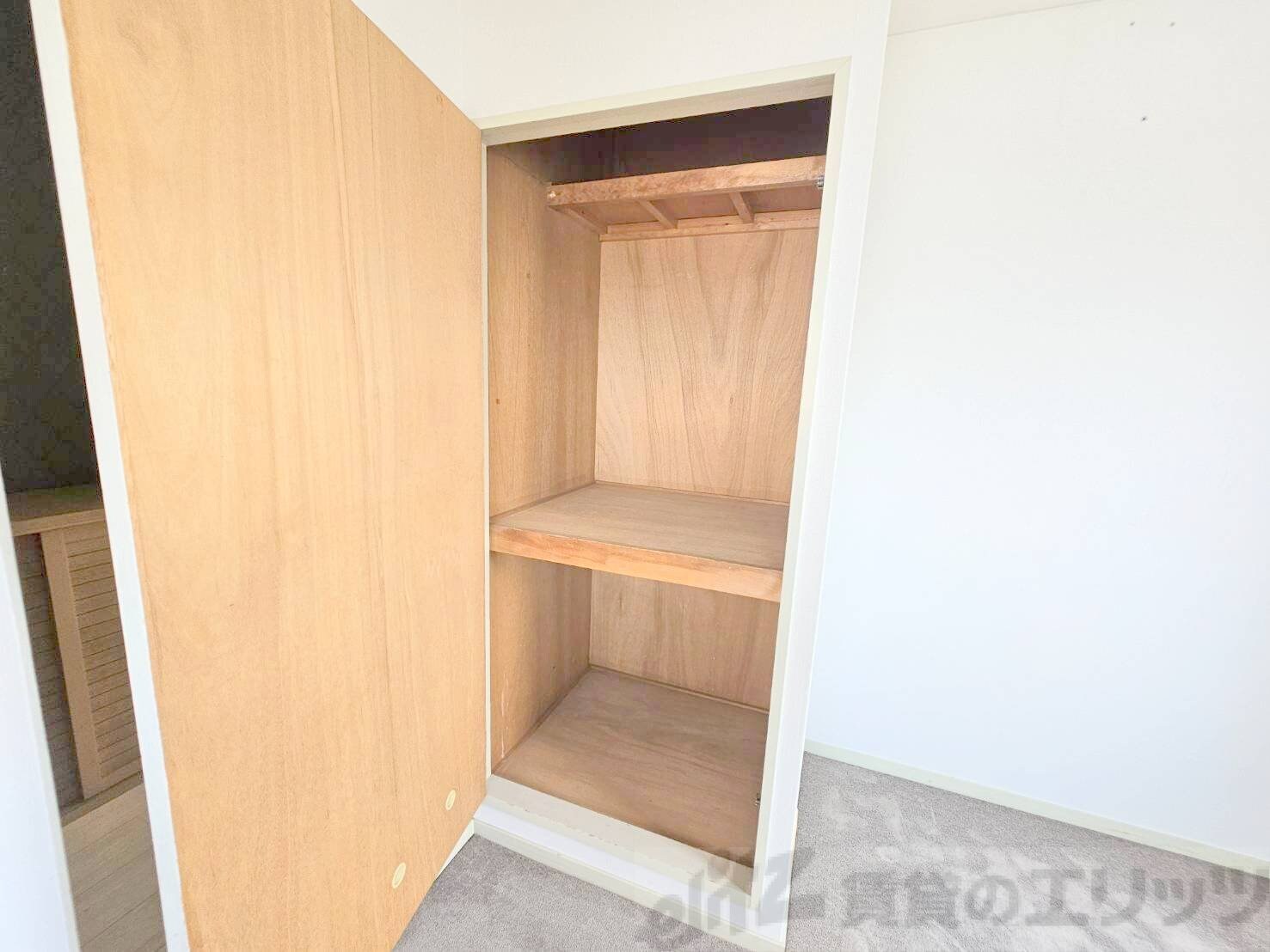 物件内観写真12　(収納)