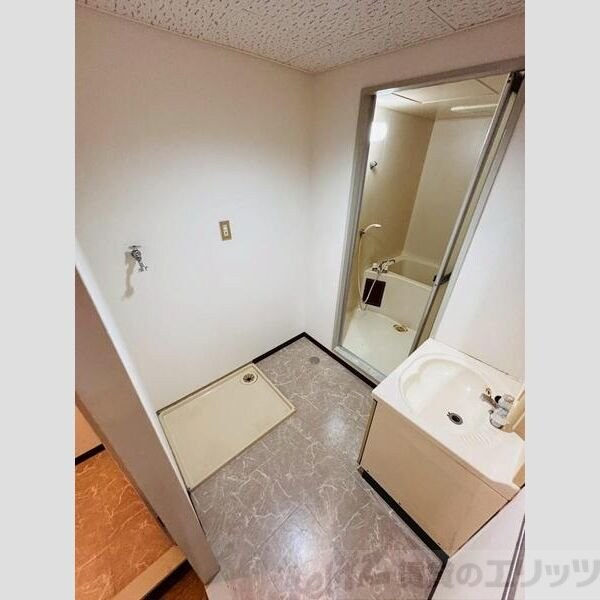 設備(洗濯機置き場)