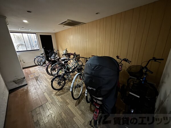共有部分(駐輪場)