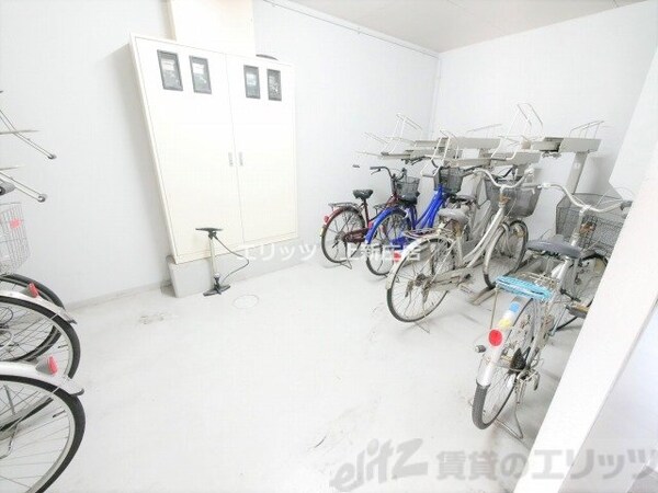 駐車場(駐車場)