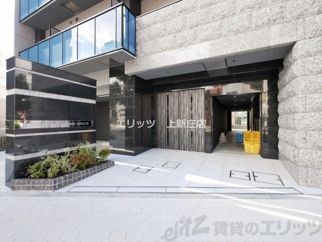 物件内観写真3　(エントランス)