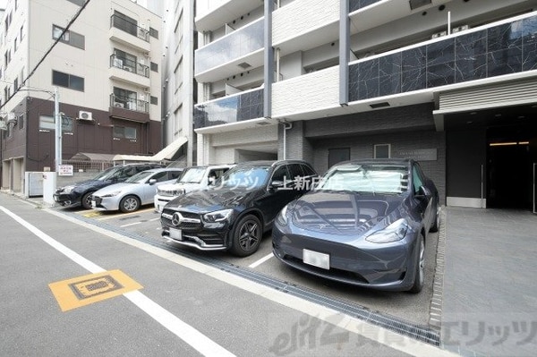 駐車場(駐車場)