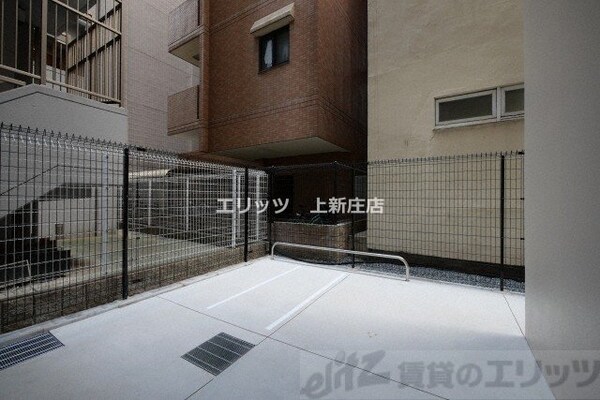 駐車場(バイク置き場)