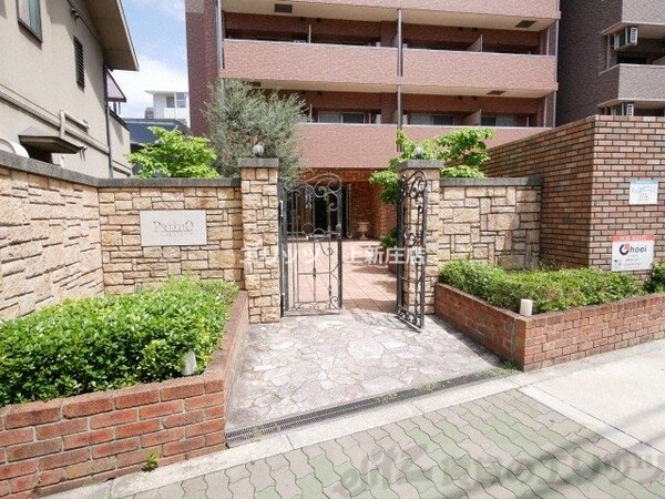 エントランス(エントランス)