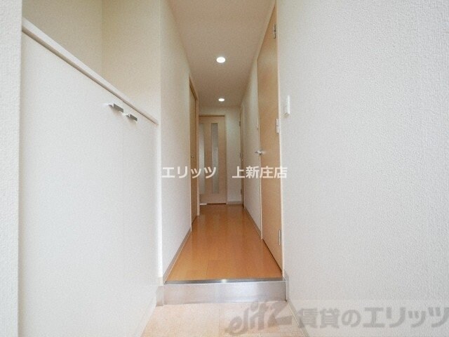 物件内観写真23　(玄関)