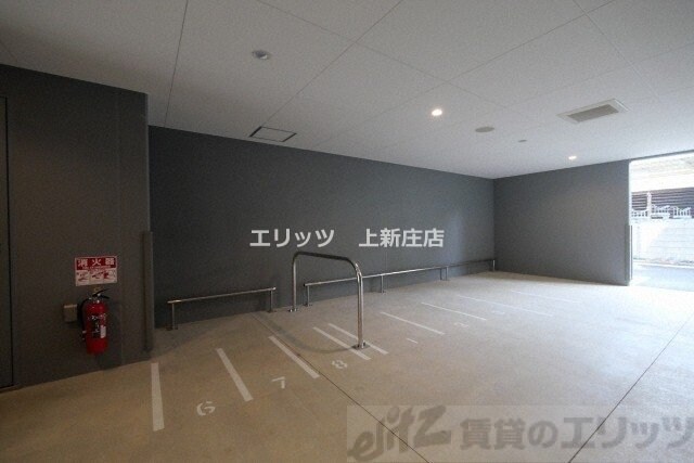 物件内観写真18　(エントランス)