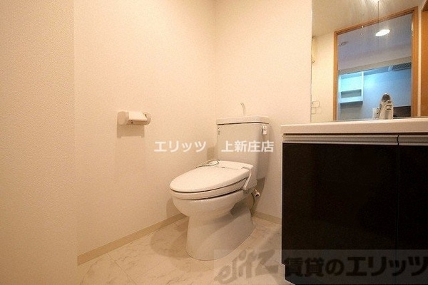 トイレ(トイレ)