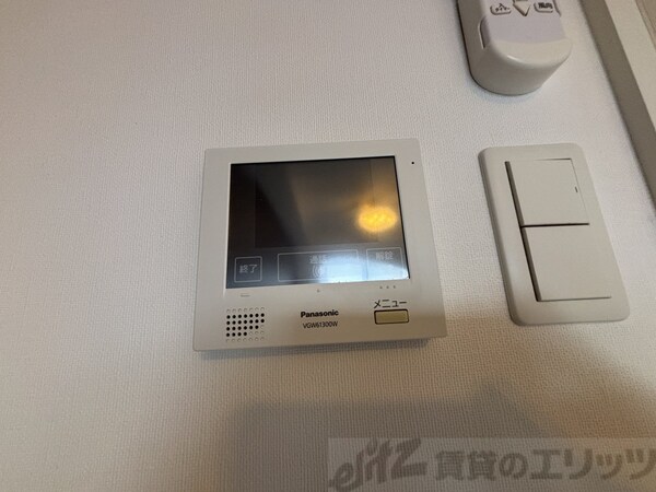 設備(モニター付きインターホン)