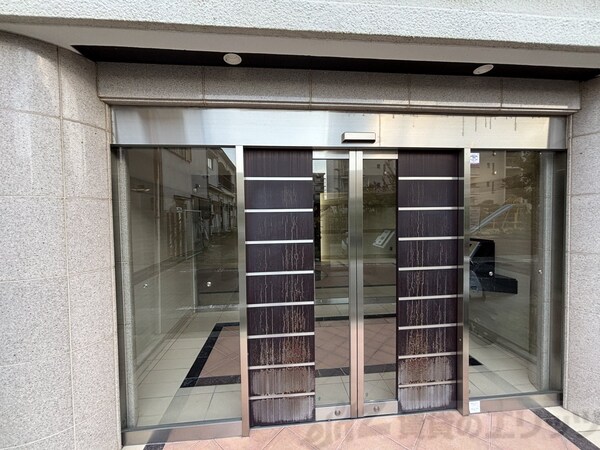 エントランス(エントランス)