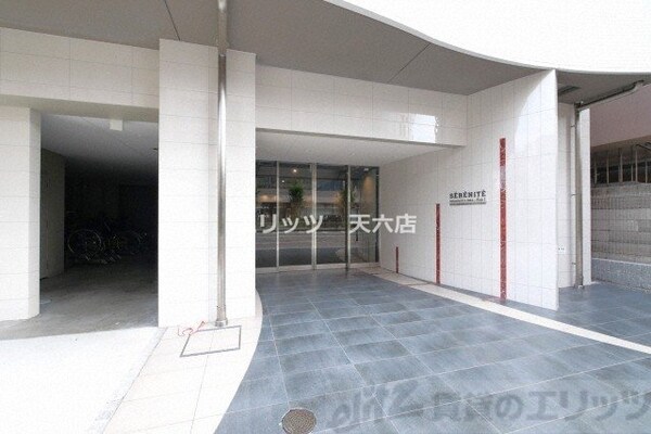 エントランス(エントランス)