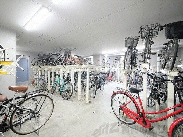 駐車場(駐輪場)