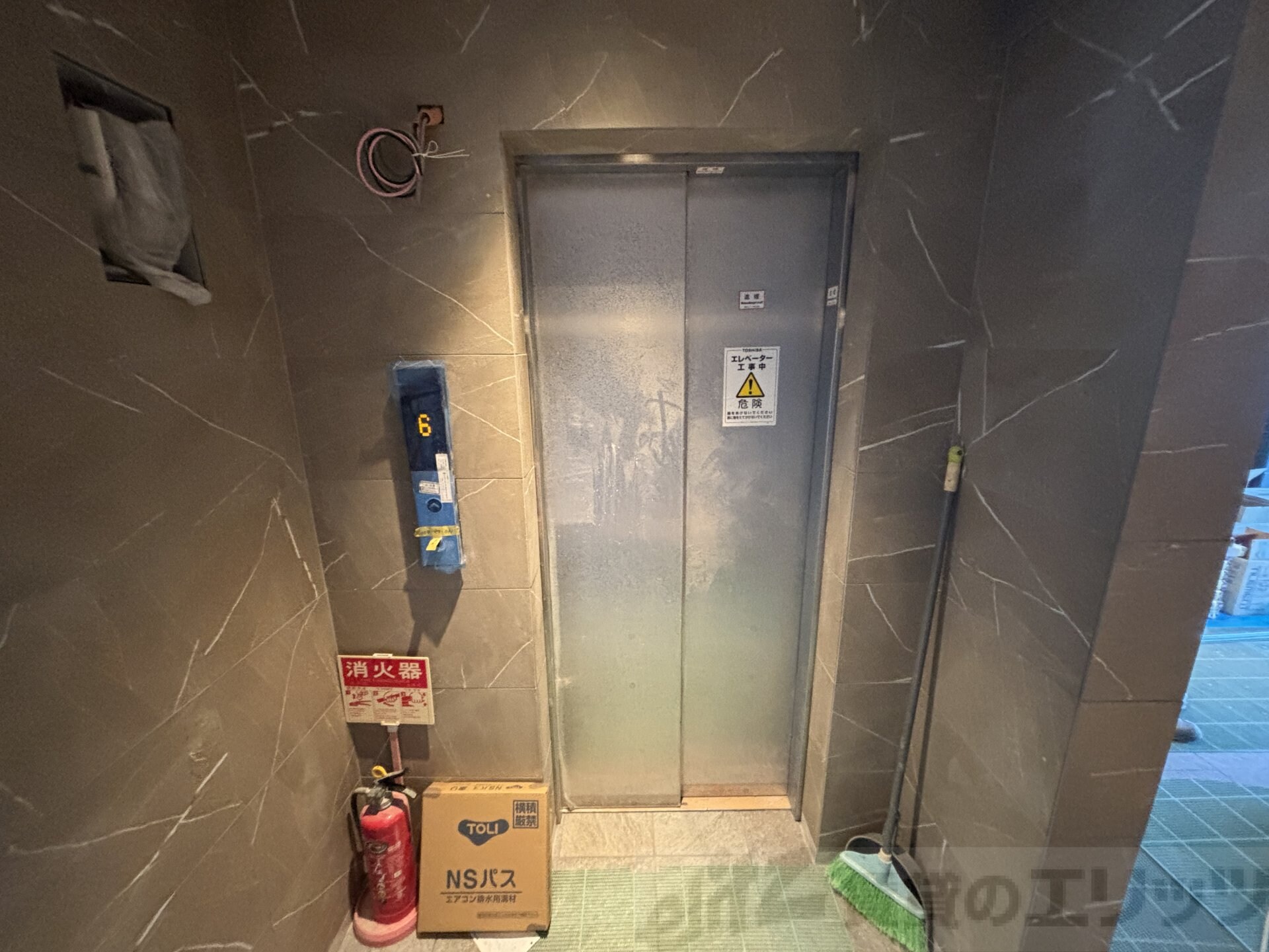 物件内観写真15　(エレベーター)